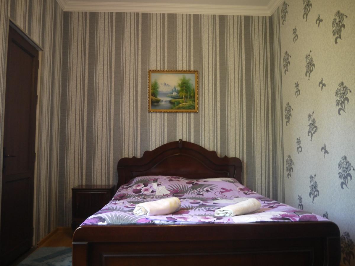 Guest House Ukimerioni Kutaisi Eksteriør billede