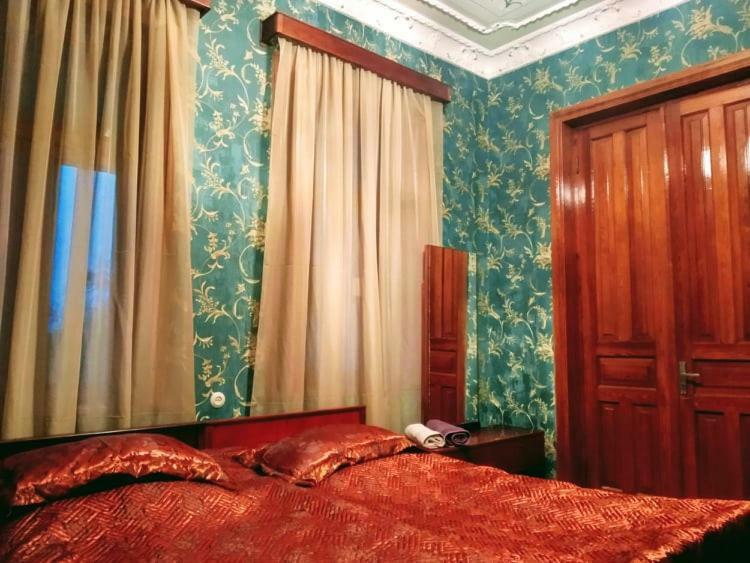 Guest House Ukimerioni Kutaisi Eksteriør billede